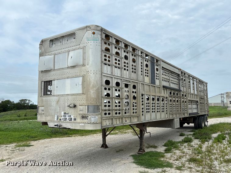 2001 Wilson PSAL-303P livestock trailer