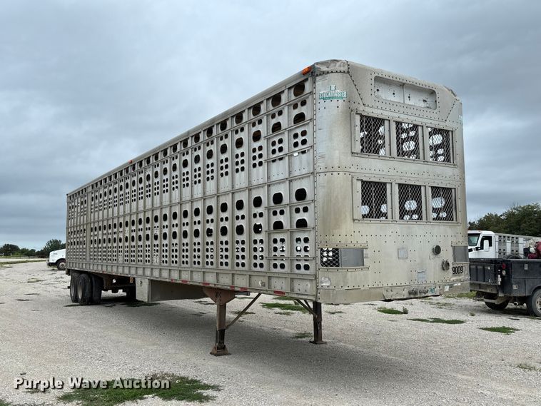 image for item DZ4590 2001 Wilson PSAL-303P livestock trailer