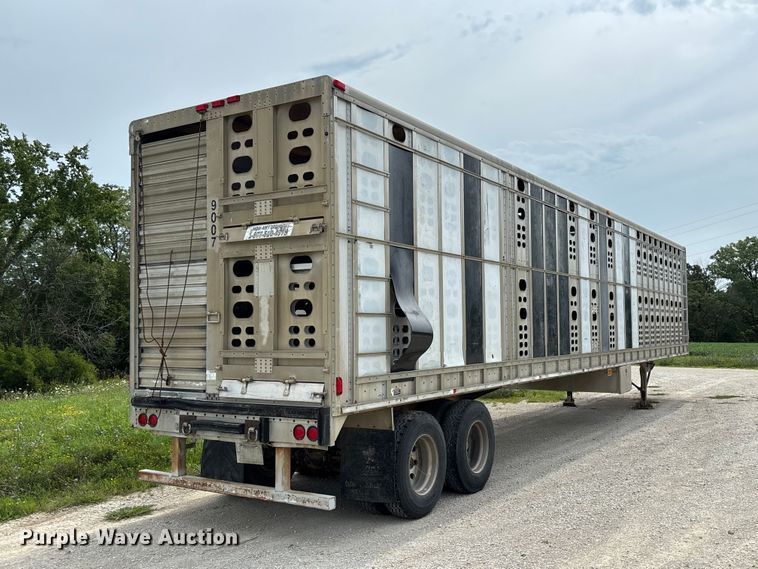image for item DZ4591 2001 Wilson PSAL-303P livestock trailer