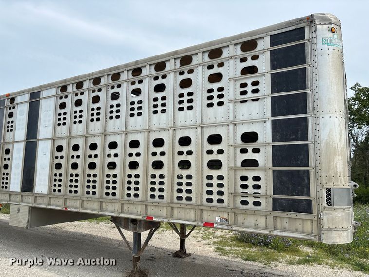 image for item DZ4591 2001 Wilson PSAL-303P livestock trailer