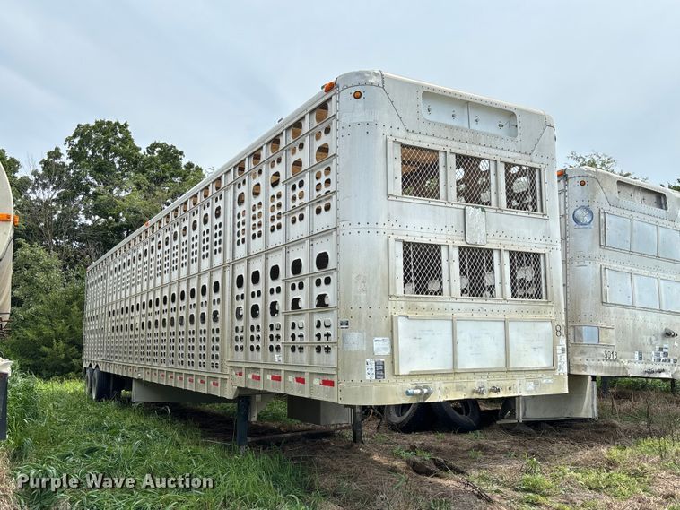 image for item DZ4594 2000 Wilson PSADL-303P livestock trailer