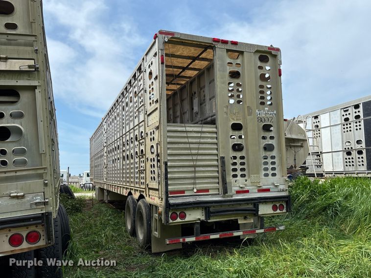 image for item DZ4594 2000 Wilson PSADL-303P livestock trailer