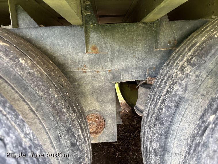 image for item DZ4594 2000 Wilson PSADL-303P livestock trailer