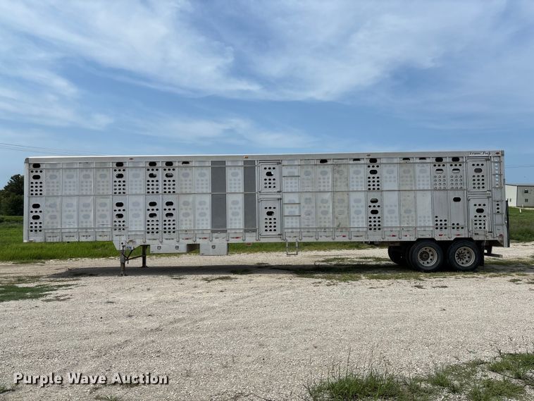 image for item DZ4595 2007 M. H. EBY, Inc livestock trailer