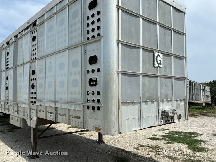 image for item DZ4595 2007 M. H. EBY, Inc livestock trailer