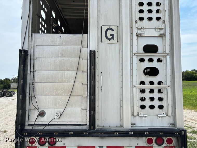 image for item DZ4595 2007 M. H. EBY, Inc livestock trailer