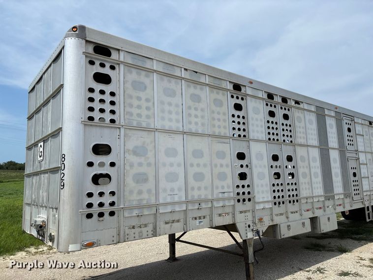 image for item DZ4595 2007 M. H. EBY, Inc livestock trailer