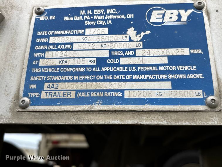 image for item DZ4595 2007 M. H. EBY, Inc livestock trailer