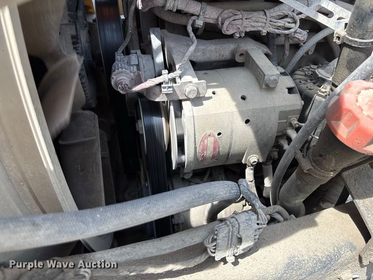 image for item DZ4596 2016 Mack CXU613 semi truck