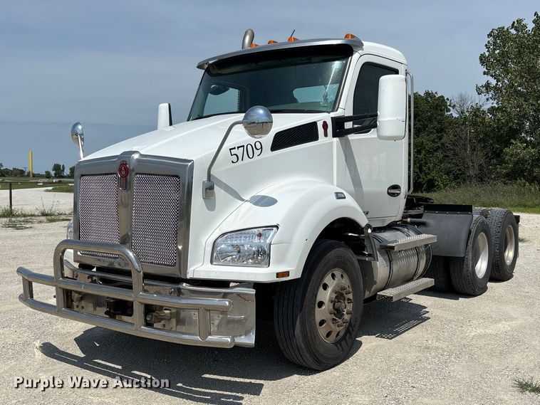 2019 Kenworth T880