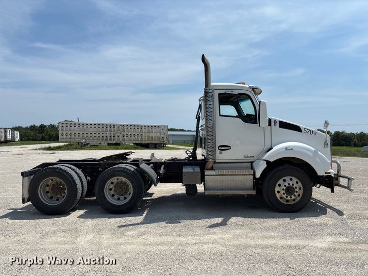 2019 Kenworth T880