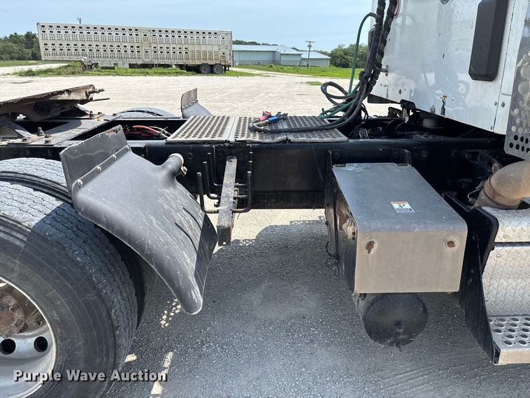 2019 Kenworth T880