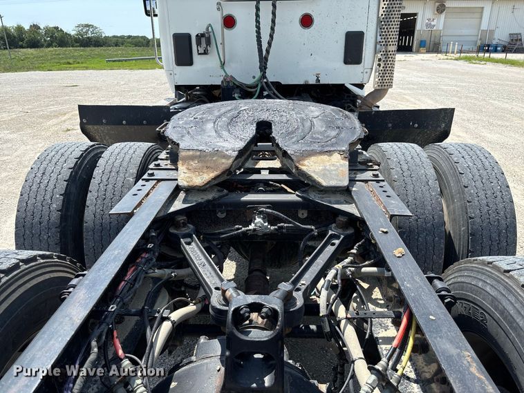 2019 Kenworth T880