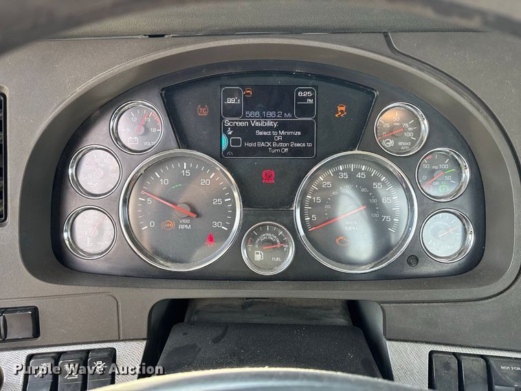 2019 Kenworth T880
