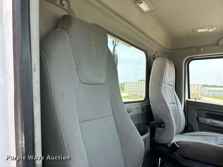 2019 Kenworth T880