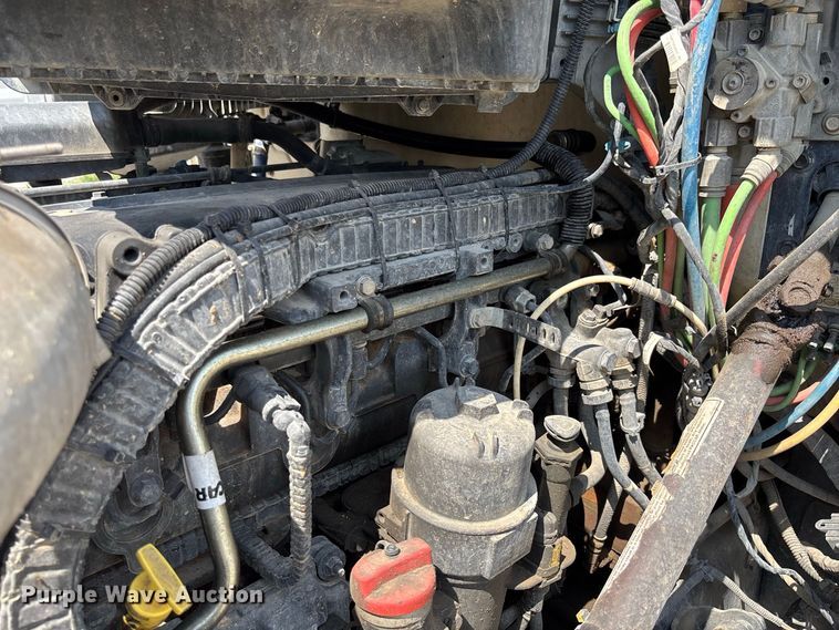 2019 Kenworth T880