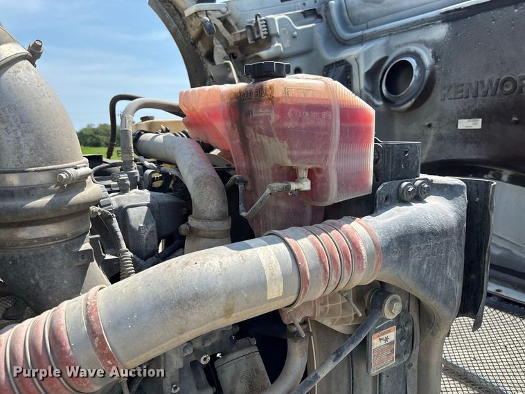 2019 Kenworth T880
