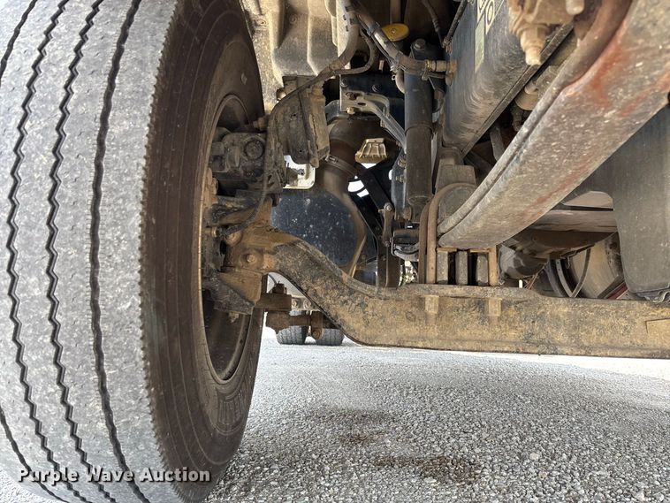 2019 Kenworth T880