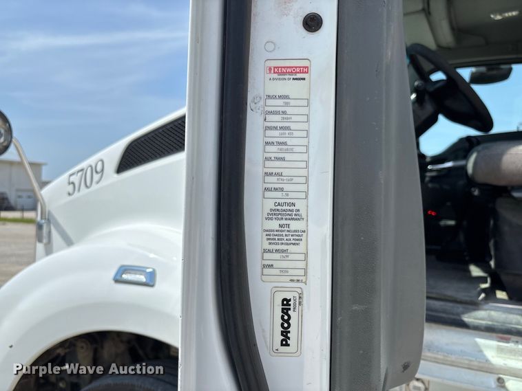 2019 Kenworth T880