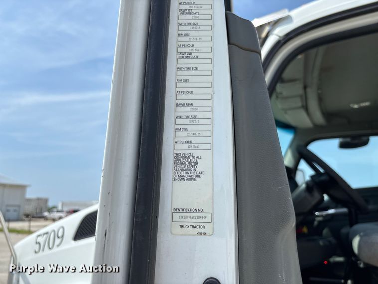 2019 Kenworth T880