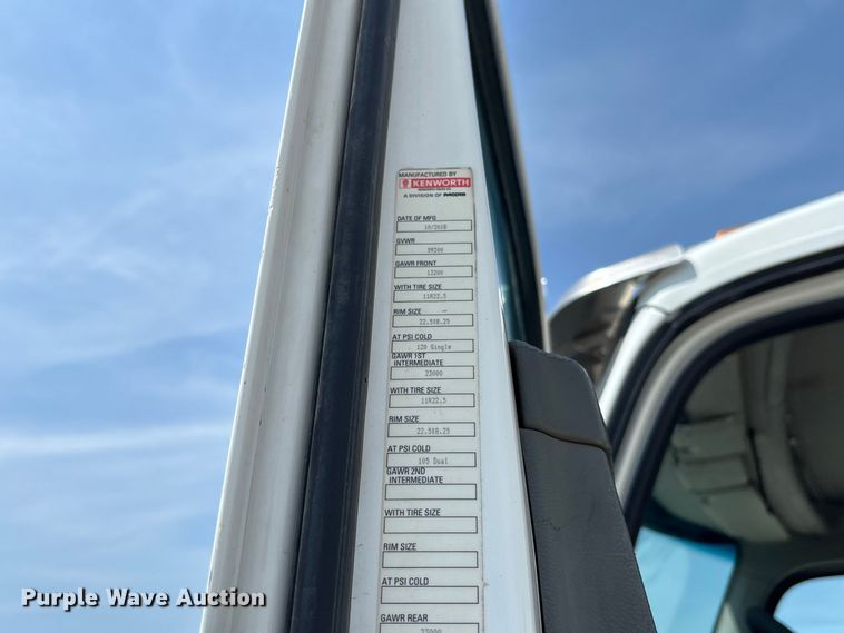 2019 Kenworth T880