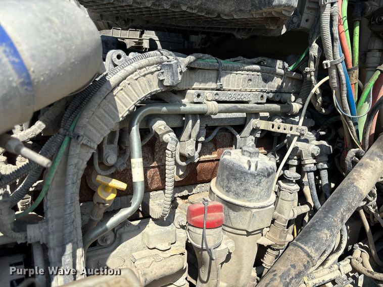 image for item DZ4599 2019 Kenworth T880 semi truck