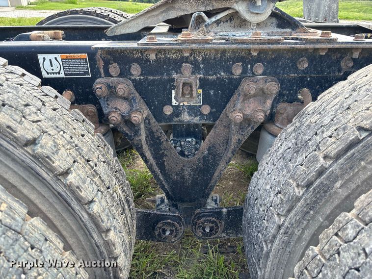 image for item DZ4599 2019 Kenworth T880 semi truck