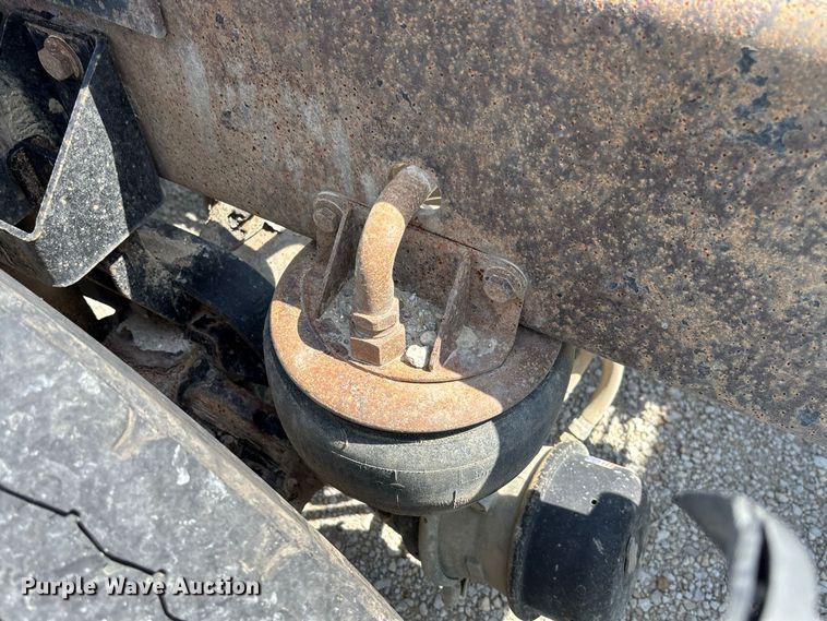 image for item DZ4601 2014 Kenworth T800 semi truck