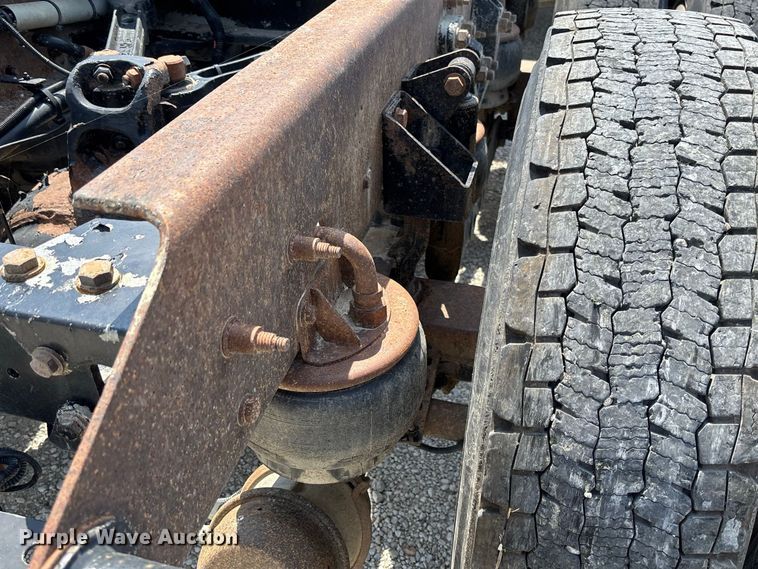 image for item DZ4601 2014 Kenworth T800 semi truck