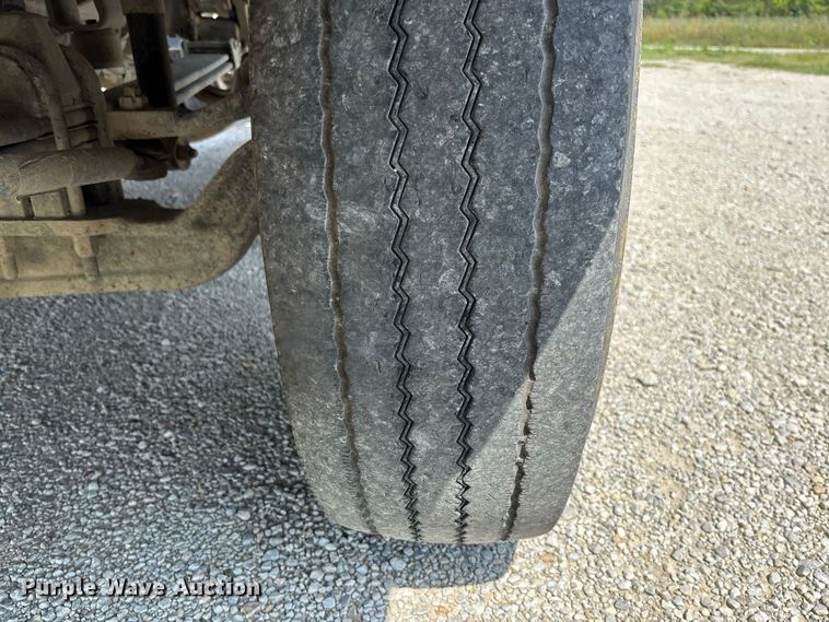 image for item DZ4601 2014 Kenworth T800 semi truck