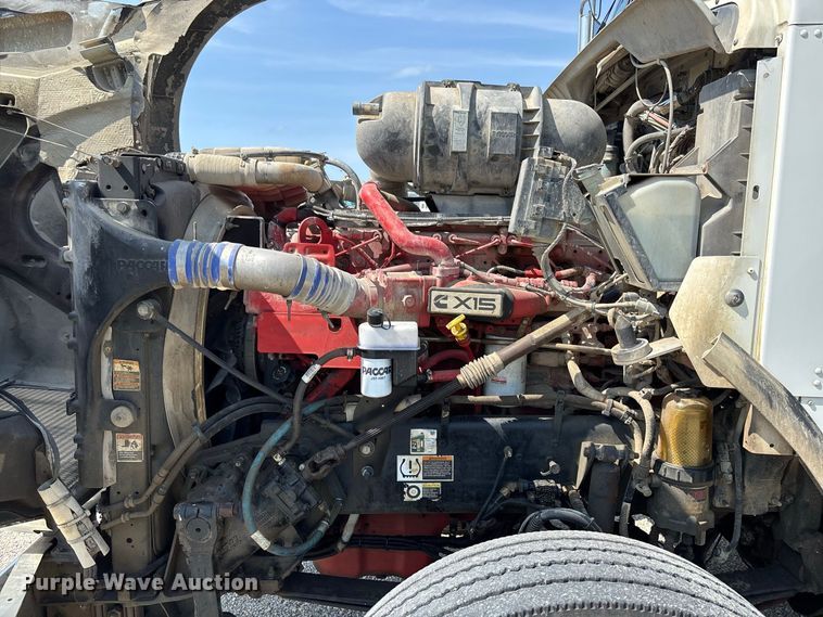 image for item DZ4602 2022 Kenworth T800 semi truck