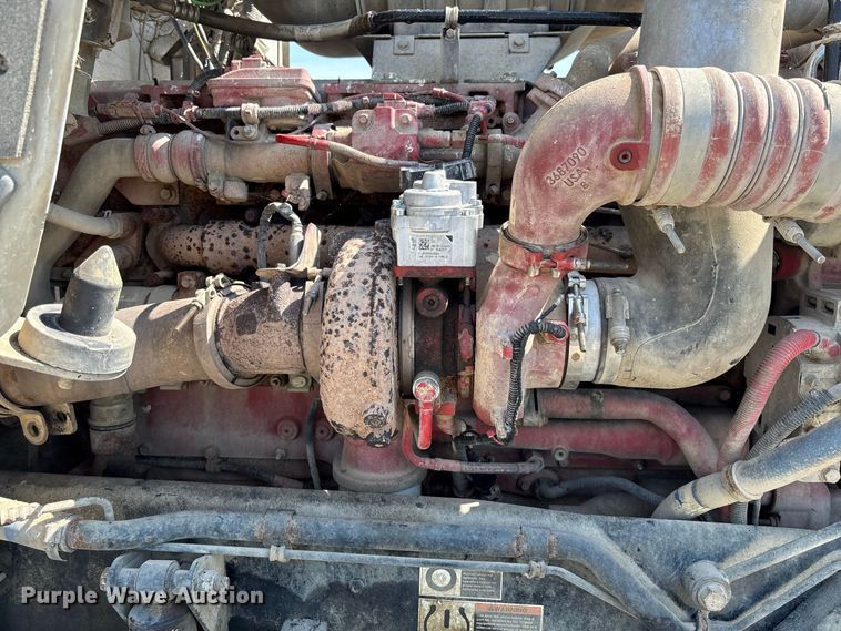 image for item DZ4602 2022 Kenworth T800 semi truck