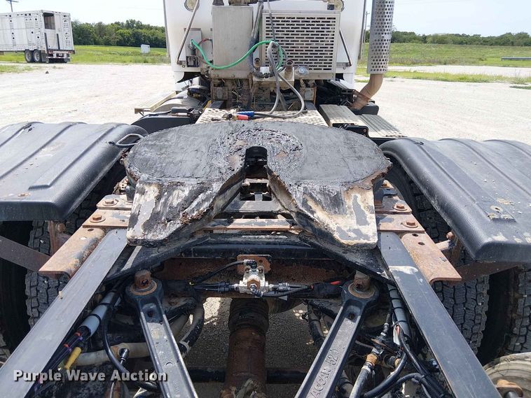 image for item DZ4603 2020 Kenworth T800 semi truck
