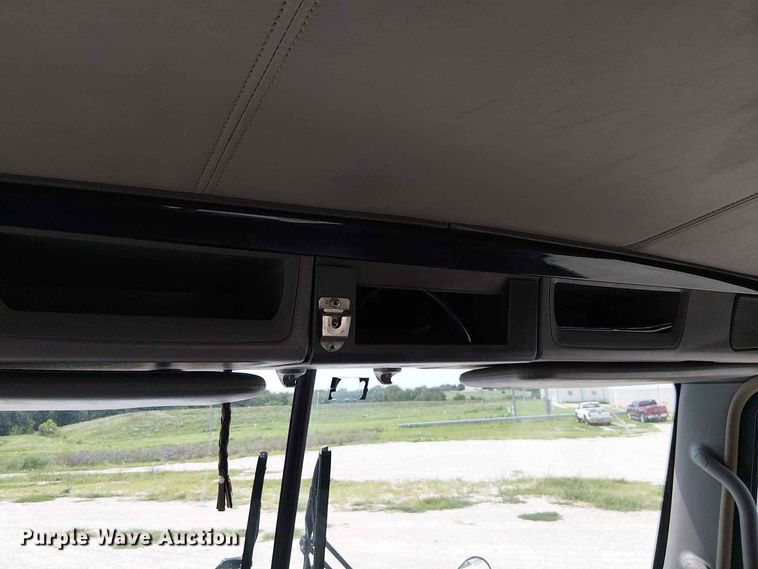 image for item DZ4603 2020 Kenworth T800 semi truck