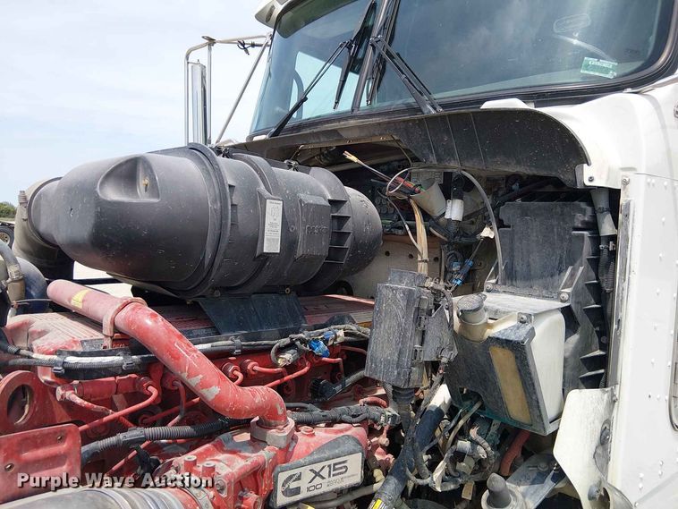 image for item DZ4603 2020 Kenworth T800 semi truck