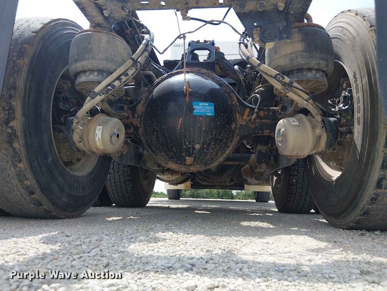 image for item DZ4603 2020 Kenworth T800 semi truck