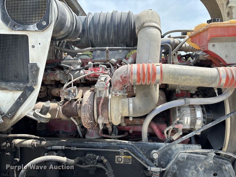 image for item DZ4604 2012 Kenworth T800 semi truck