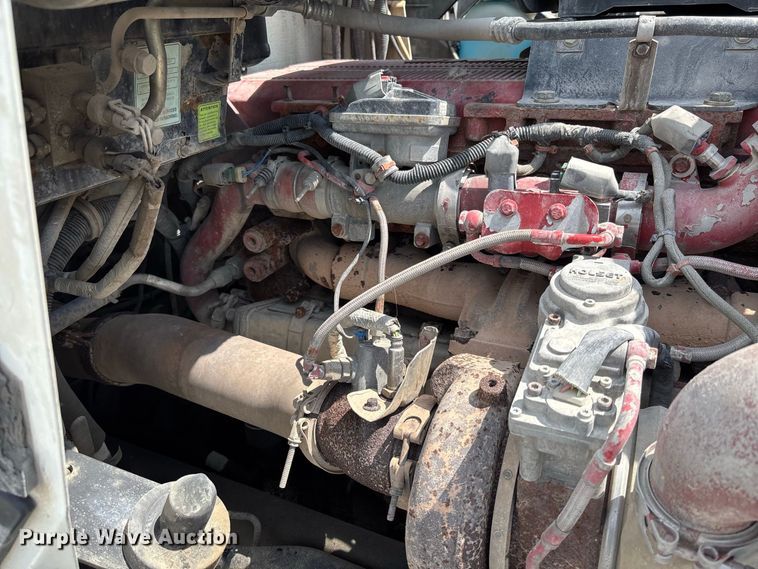 image for item DZ4604 2012 Kenworth T800 semi truck