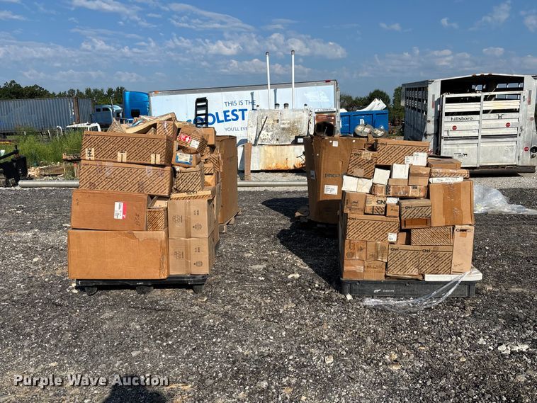 image for item DZ4684 Truck parts
