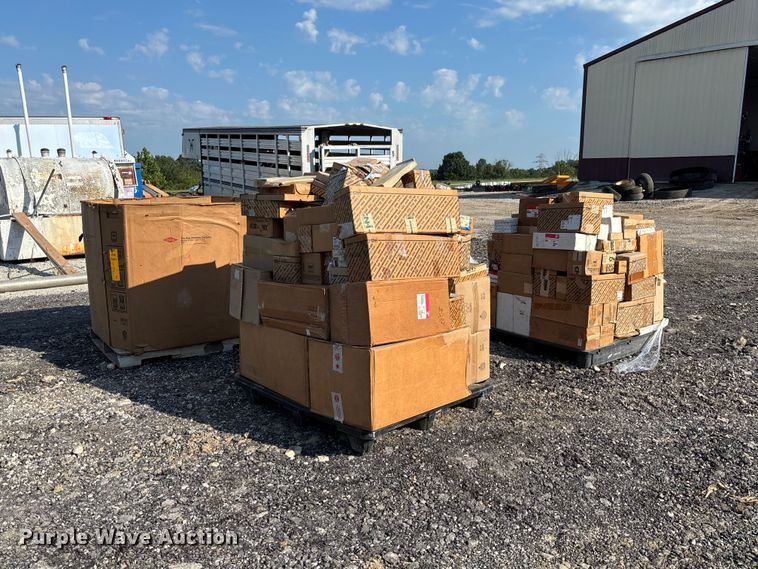 image for item DZ4684 Truck parts