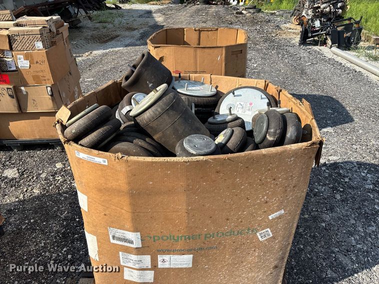 image for item DZ4684 Truck parts