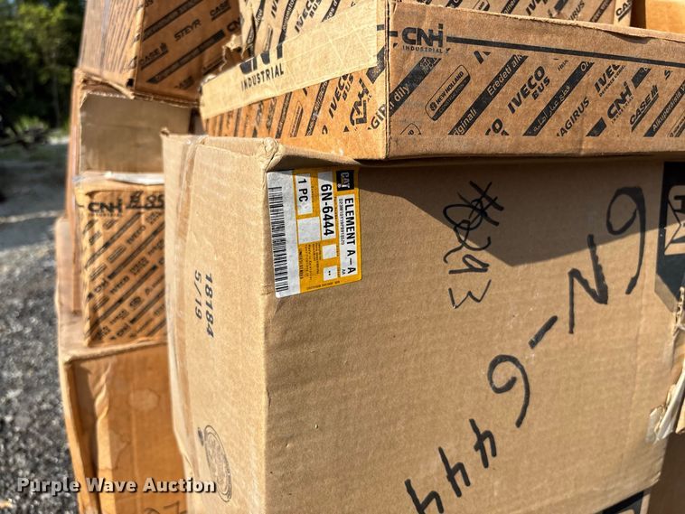 image for item DZ4684 Truck parts