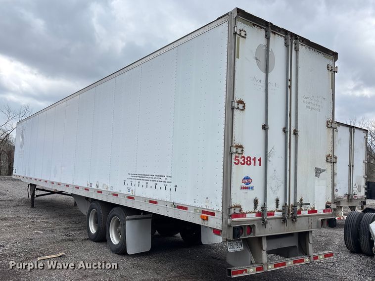 image for item EA4713 2007 Utility 4000D-X dry van trailer