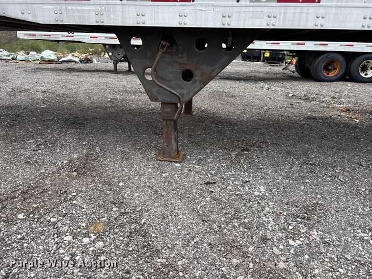 image for item EA4713 2007 Utility 4000D-X dry van trailer