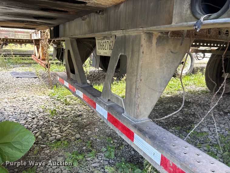 image for item EF1315 1999 Trailer Mobile Trailers dry van trailer