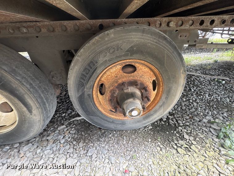 image for item EF1315 1999 Trailer Mobile Trailers dry van trailer