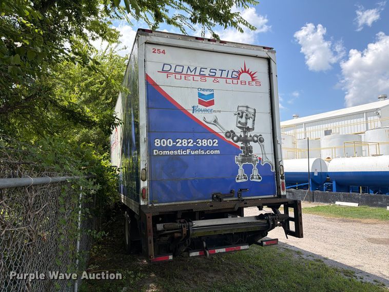 image for item EF1346 2011 Freightliner M2 box truck