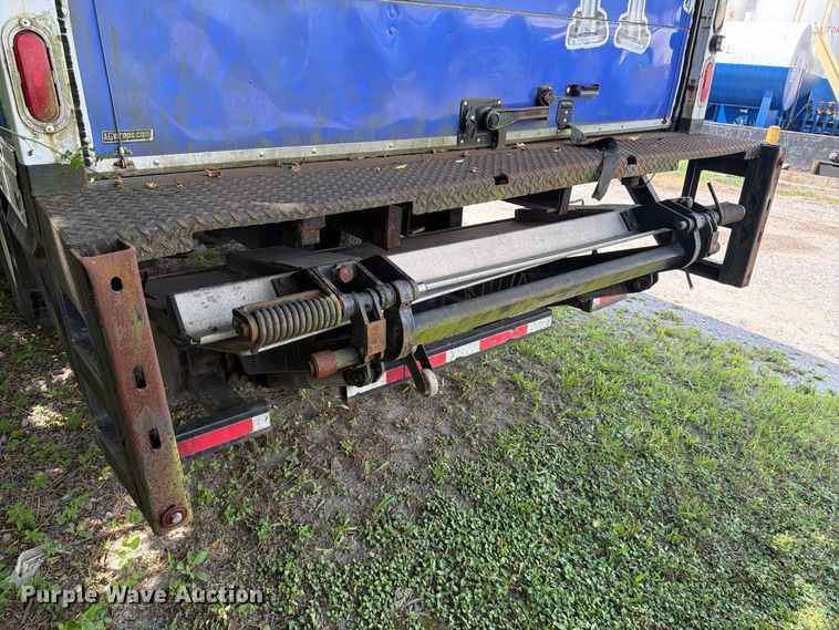 image for item EF1346 2011 Freightliner M2 box truck