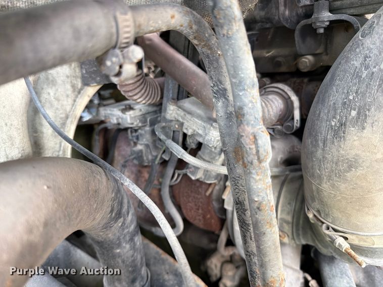 image for item EO8684 2004 Volvo Truck VNM semi truck