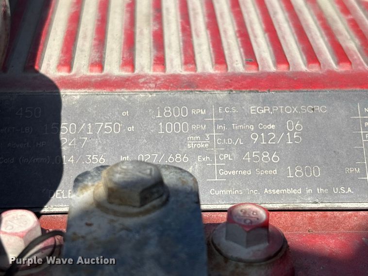 image for item ER3228 2017 Kenworth T680 semi truck